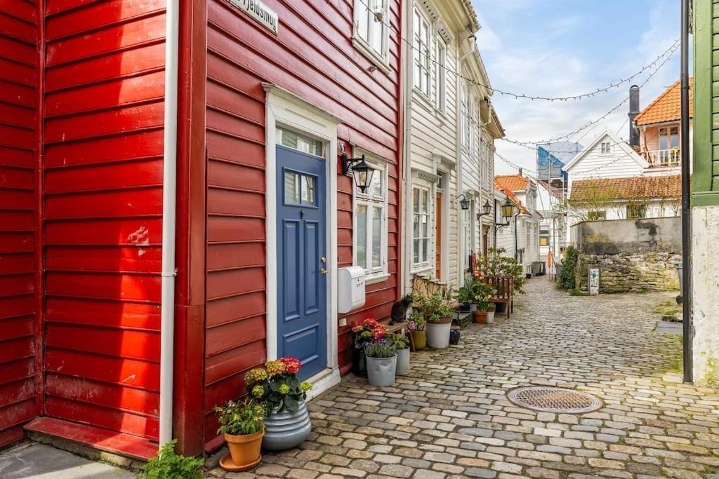 ベルゲン Det Lille Rode Huset Ved Floibanenヴィラ エクステリア 写真
